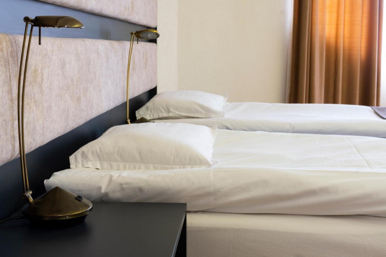 Hotel Slaviani Dimitrovgrad  Esterno foto